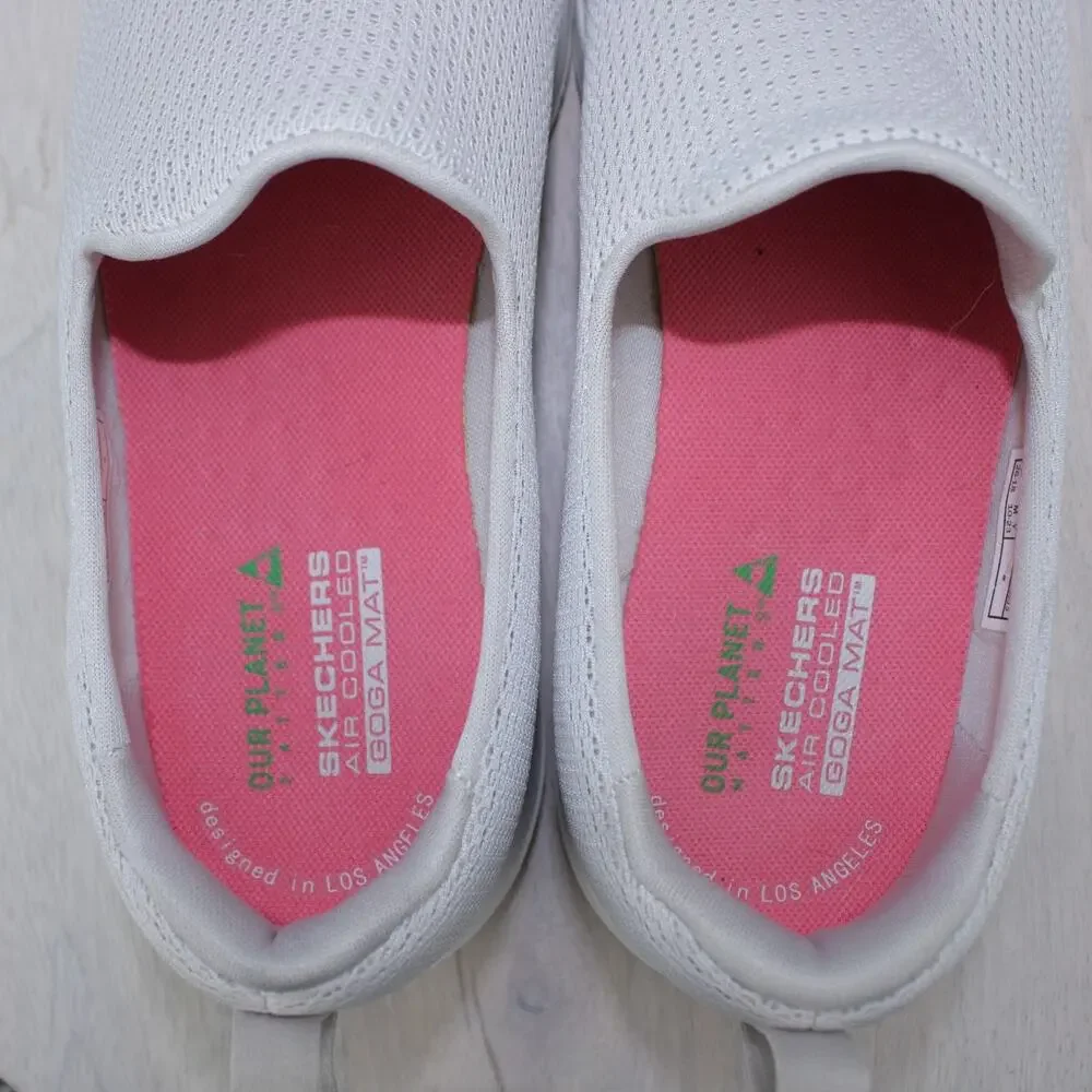 Skechers Go Walk Joy Slip-On Shoes Womens 7 Beige Washable Comfort Walking